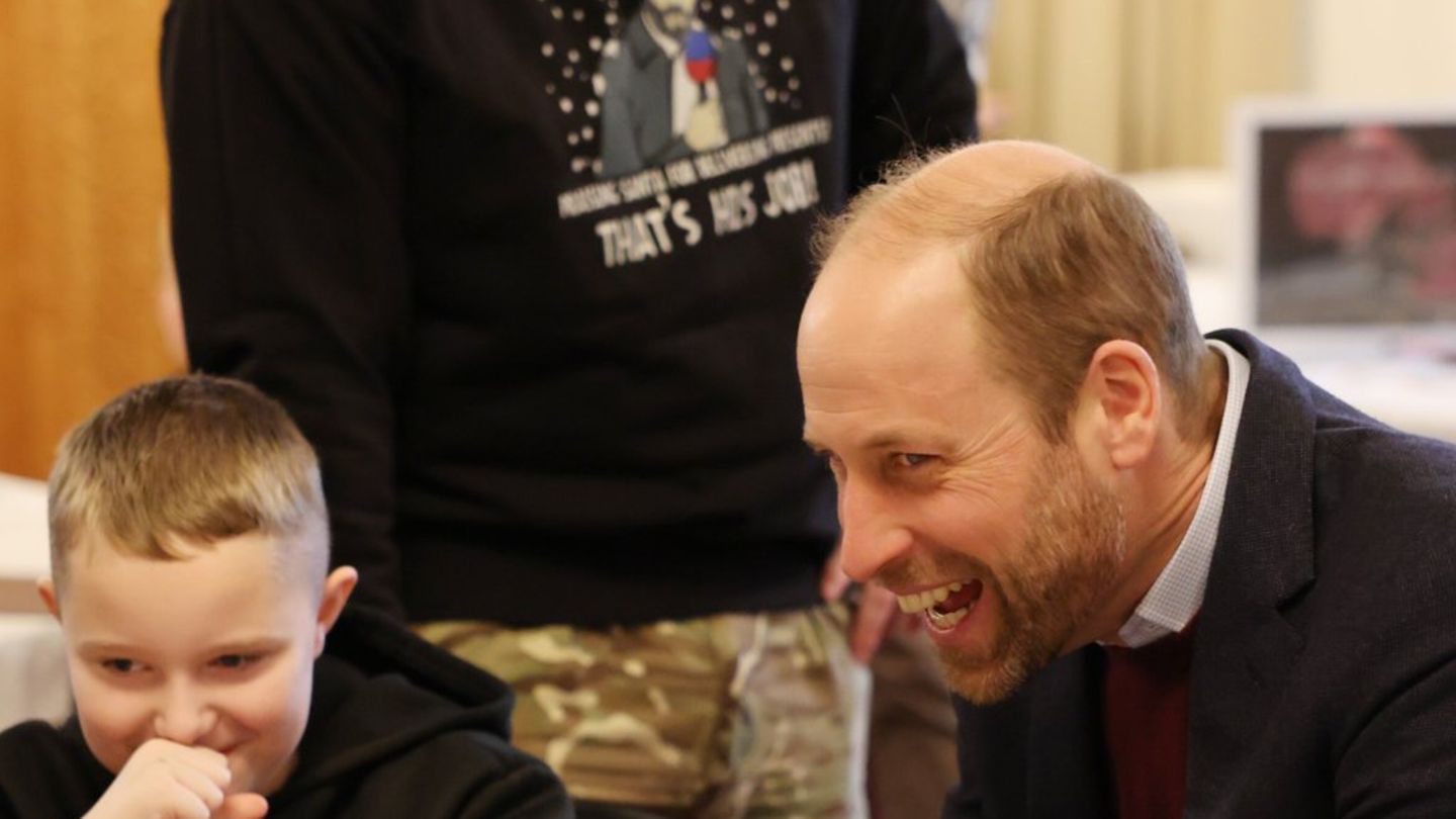 prinz-william-royal-besucht-kinder-von-soldaten