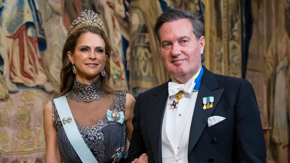 Prinzessin Madeleine und Chris O'Neill kommen auf dem Schloss an