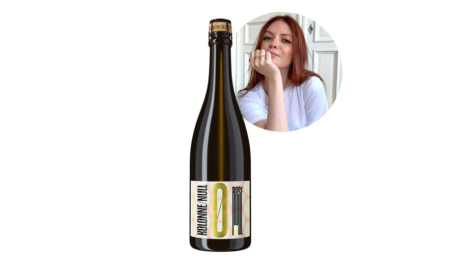 Redakteurin Hannah hat ihre Dinnerpartys mit dem alkoholfreien Sekt von Kolonne Null verbracht.