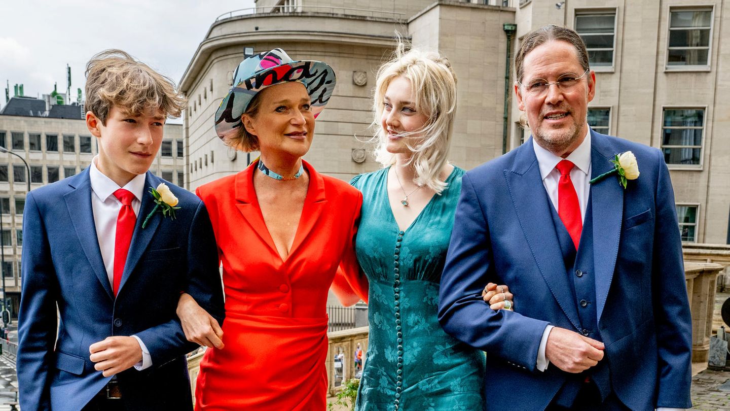 prinzessin-delphine-ihre-kinder-ndern-den-familiennamen