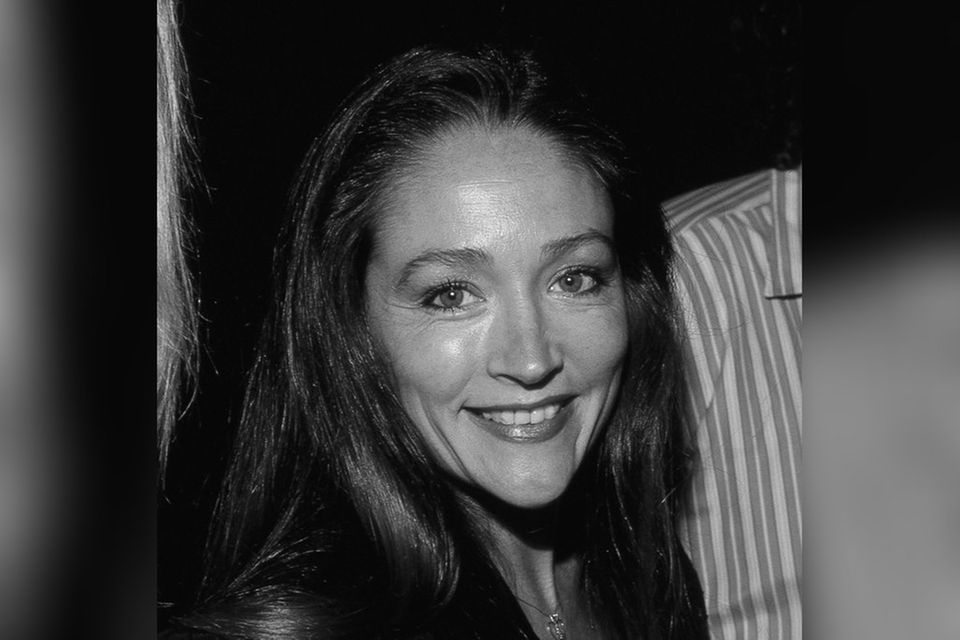 Olivia Hussey - Figure 2