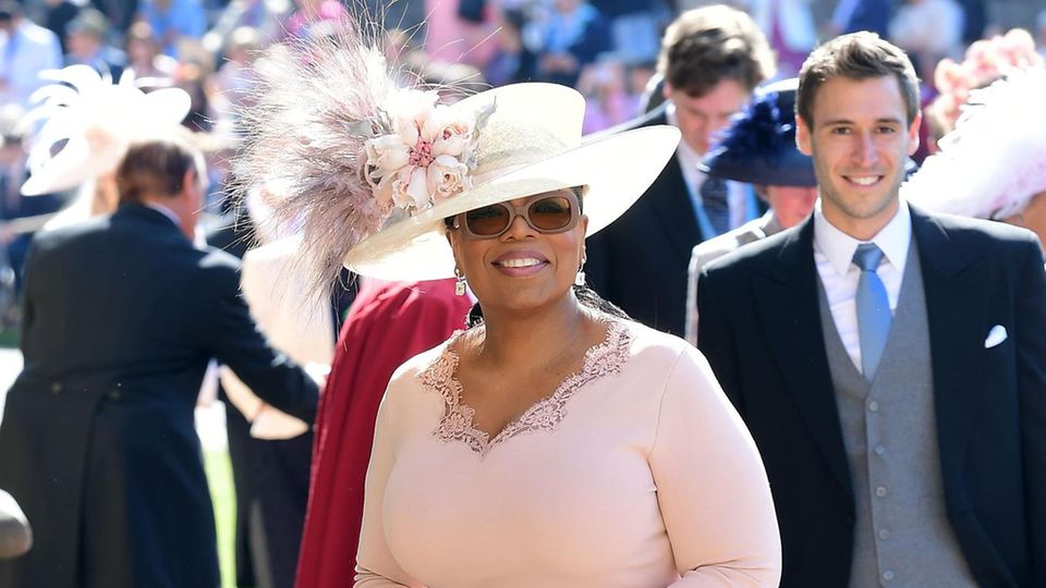 Jake Rosenberg (hier im Hintergrund) betrat direkt nach Oprah Winfrey die St George's Chapel 