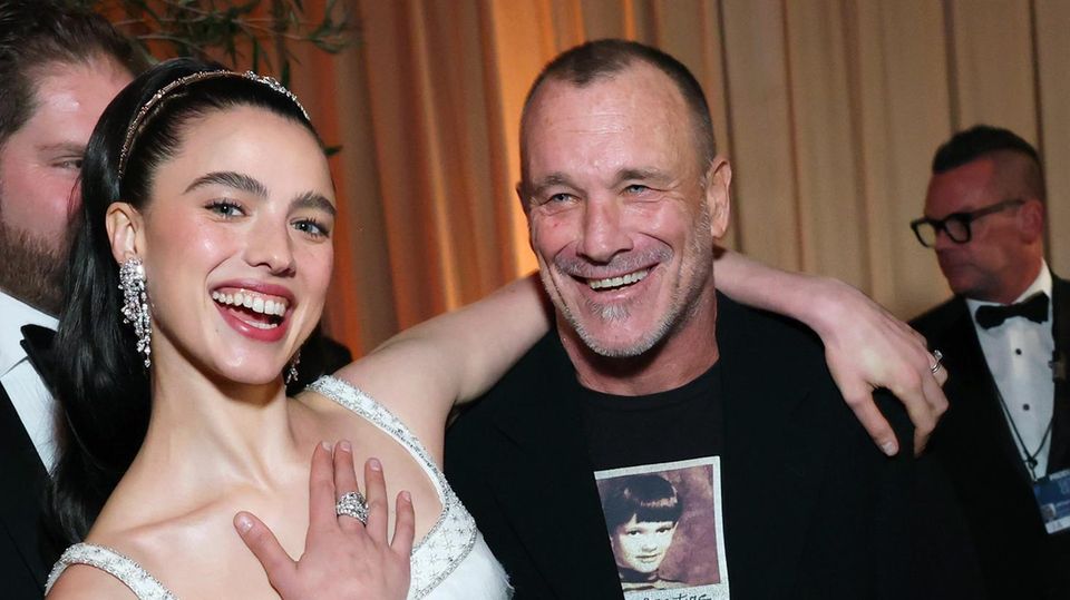 Margaret Qualley mit ihrem Vater Paul