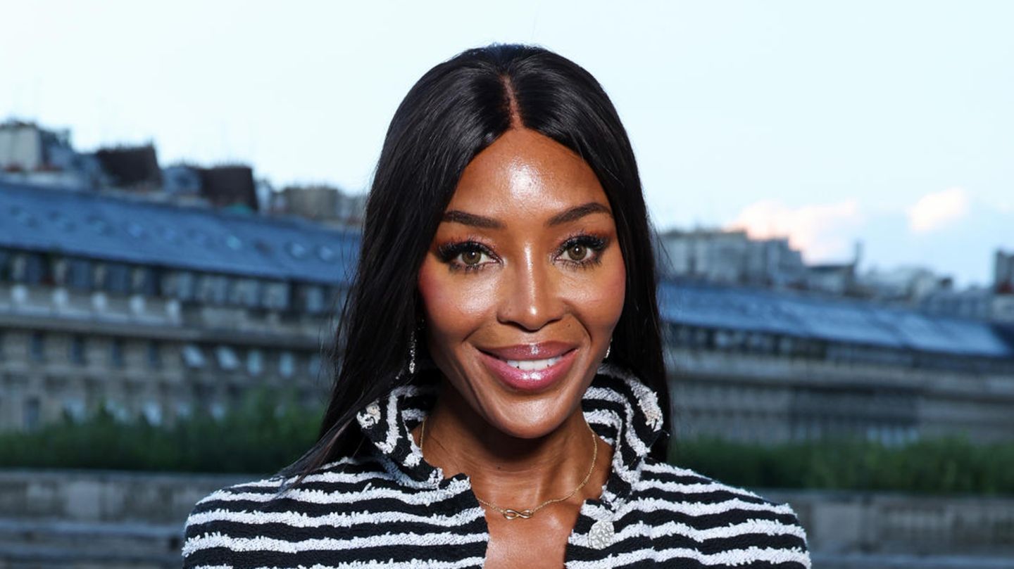 Naomi Campbell: Naomi Campbell zeigt sich mit ihren Kindern im Skiurlaub