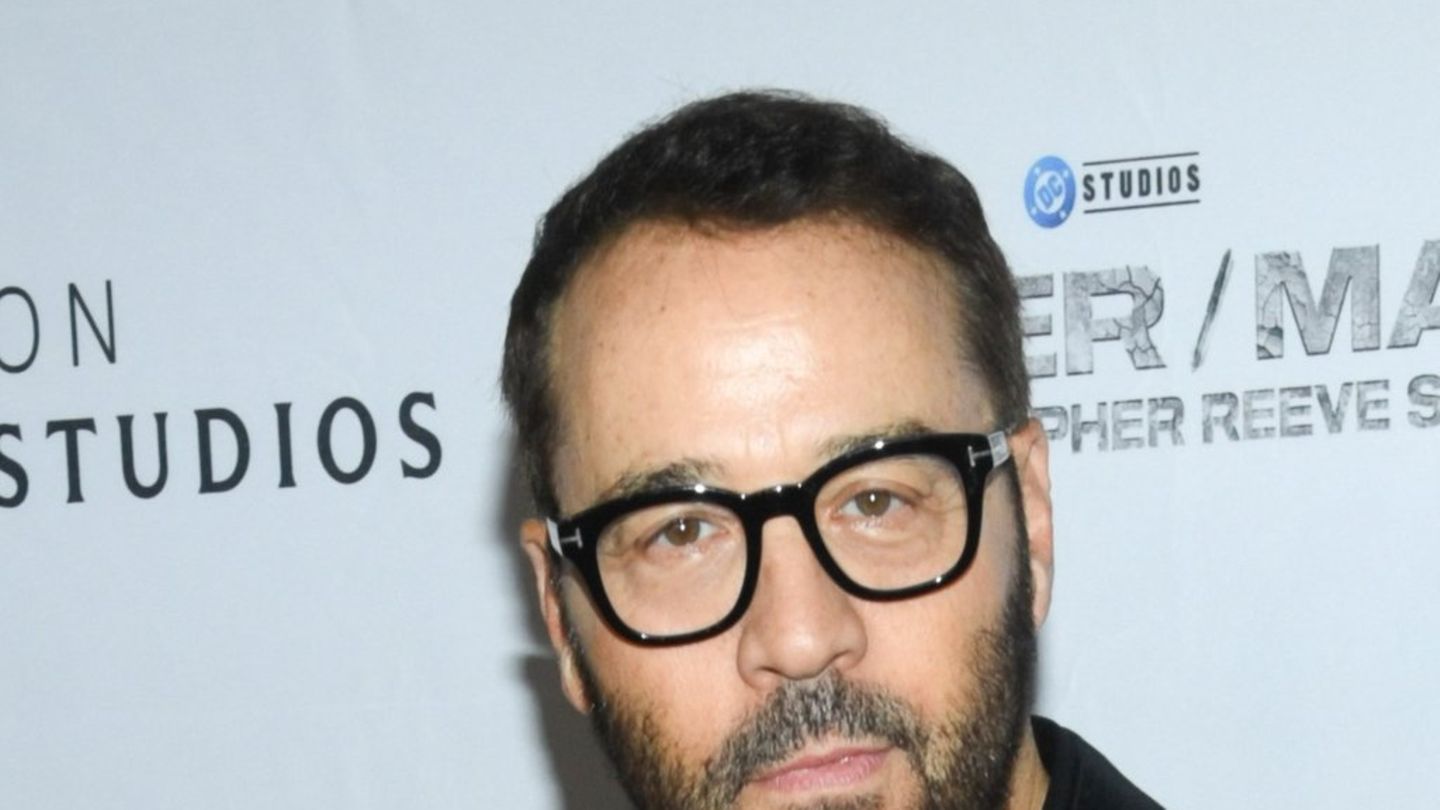 jeremy-piven-entourage-star-in-trauer-um-seine-mutter