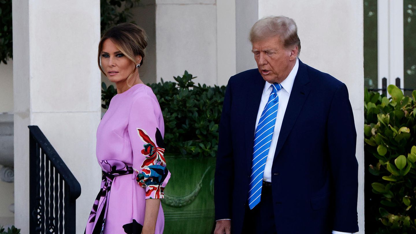 Melania Trump: Melania Trump ignoriert Ehemann Donald am 20. Hochzeitstag