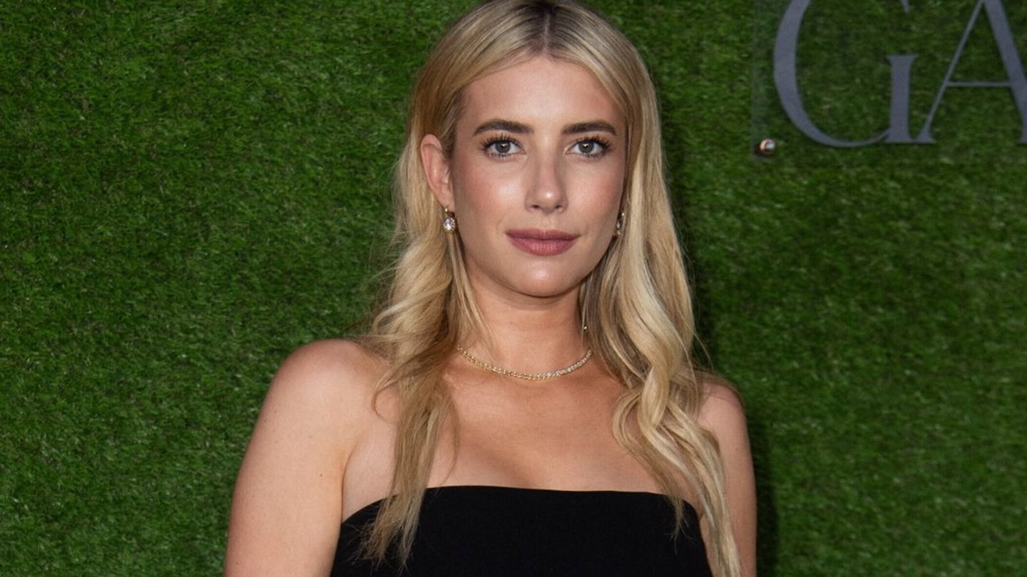 Emma Roberts: Sie überrascht mit feurigem Haarwechsel