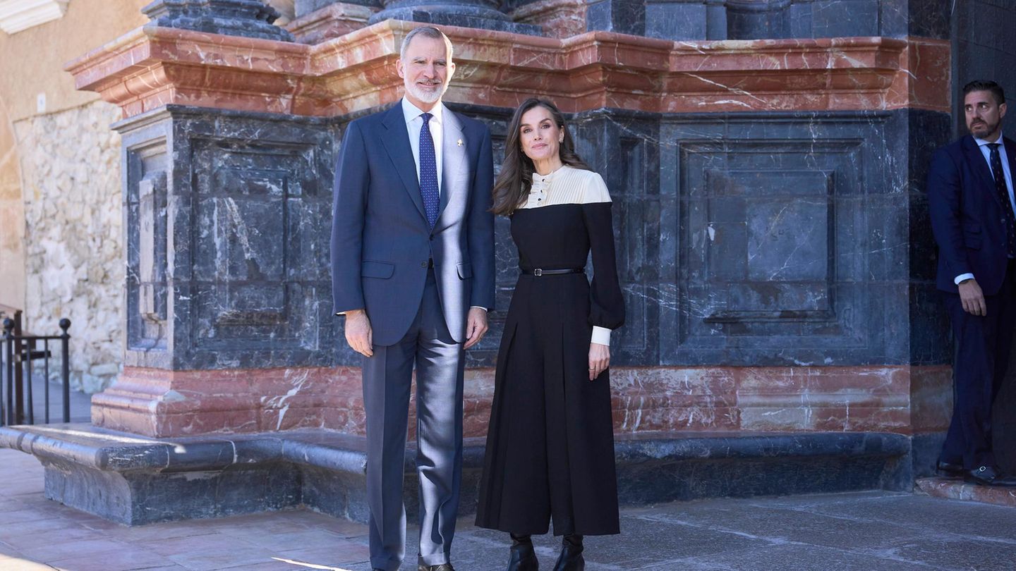 Fashion-Looks: Deshalb erinnert Letizia jetzt an eine Nonne