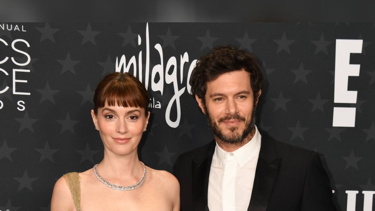 preistr-ger-bei-critics-choice-awards-adam-brody-h-lt-emotionale-dankesrede