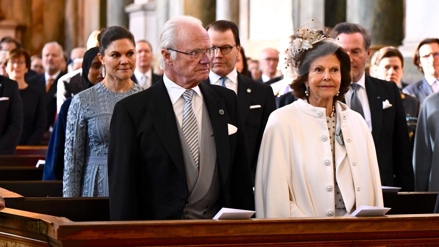 prinz-carl-philip-prinzessin-sofia-enth-llt-skandal-mitglied-nimmt-an-gottesdienst-teil