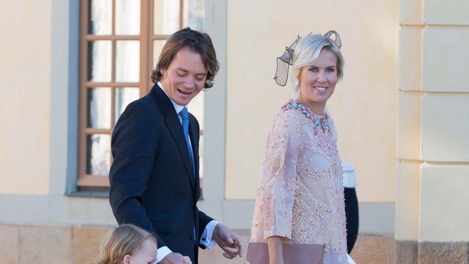 Prinzessin Madeleines Freundin Ellen Dinkelspiel mit ihrem Mann und den Kindern