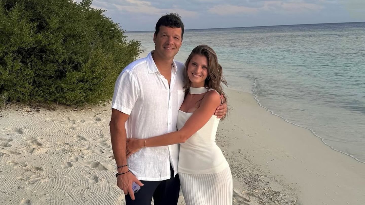 Michael-Ballack-Freundin-Sophia-Schneiderhan-teilt-seltenes-Familienfoto-ohne-ihn