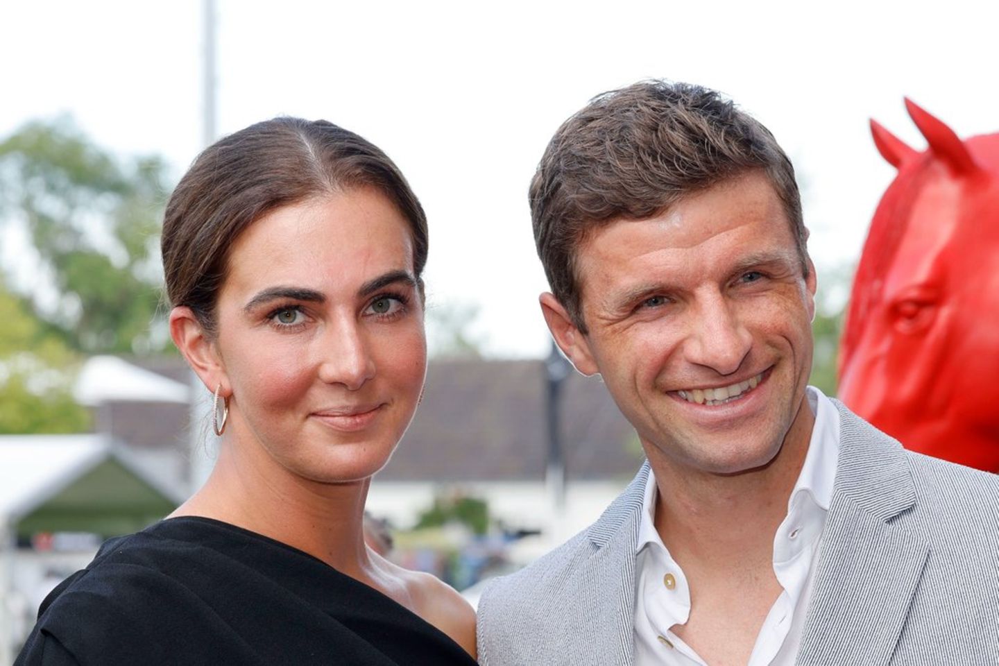 Thomas und Lisa Müller: Doku beleuchtet Strapazen für ihre Ehe | GALA.de