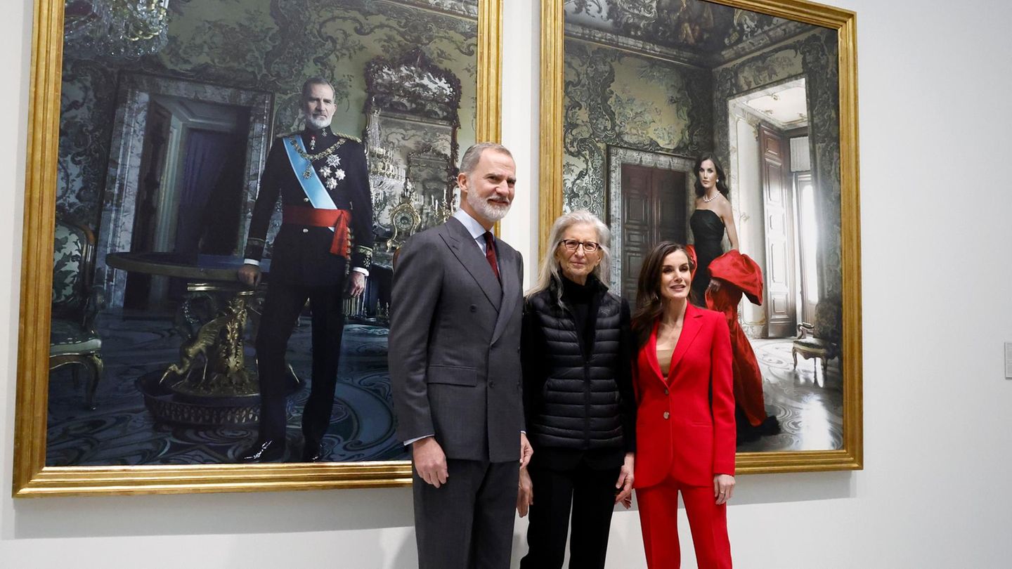 Spaniens Königspaar: Hier nehmen sich Felipe und Letizia selbst unter die Lupe