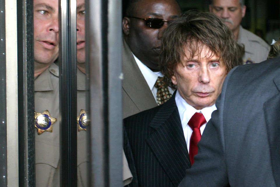 Phil Spector Verlässt das gerichtsgebäude nach deming prozess AM 26. September 2007