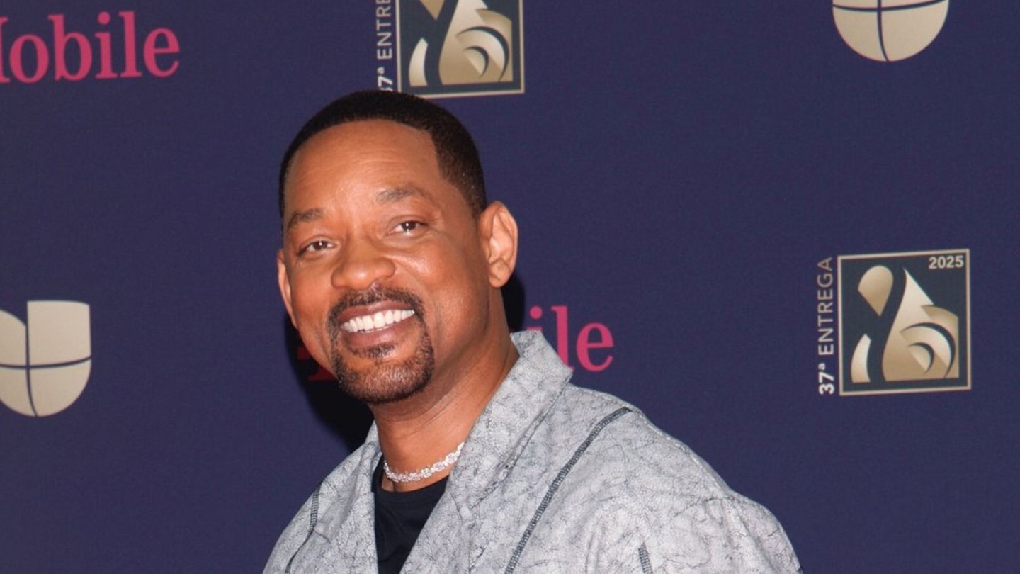 Will Smith innig mit Musikkollegin: Küsst er hier India Martínez?