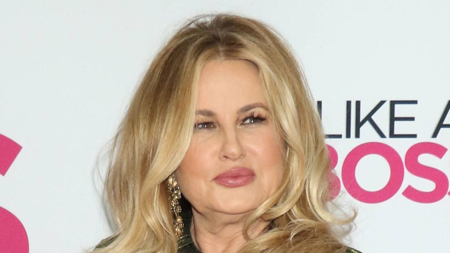 Jennifer Coolidge: "The White Lotus"-Ehemann soll leiden