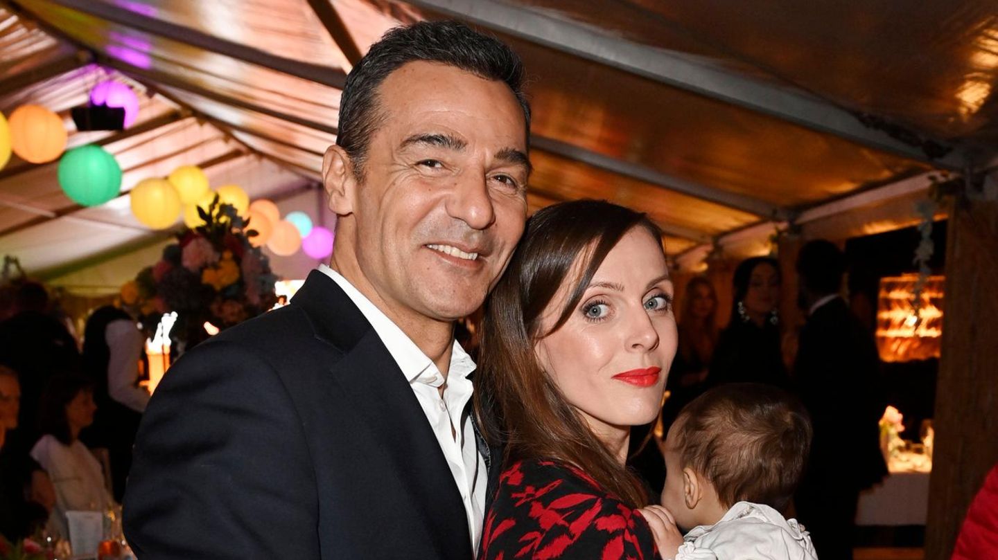 Erol Sander: Erster Red-Carpet-Auftritt mit Baby Romy