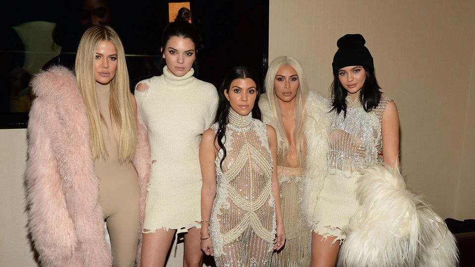 Kylie Jenner mit ihren Schwestern Khloé Kardashian, Kendall Jenner, Kourtney Kardashian und Kim Kardashian