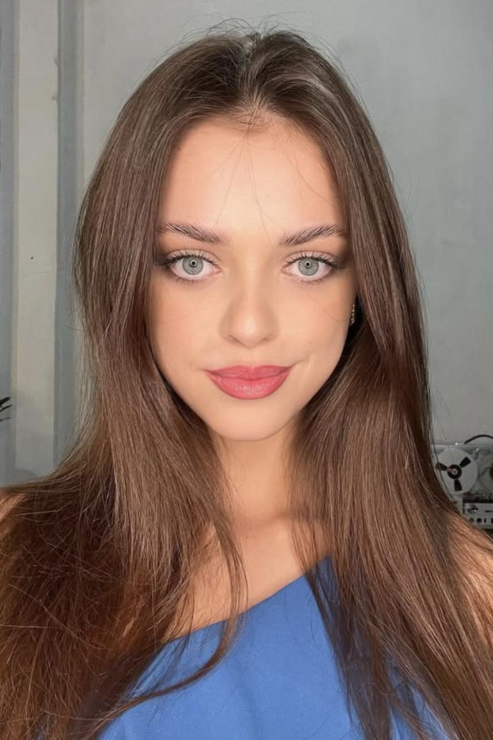 Vanessa Lealia erlebte in ihrer "Germany’s Next Topmodel"-Staffel 2022 das wohl krasseste Frisurenmakeover – sie musste sich von ihren brauen Haaren verabschieden.