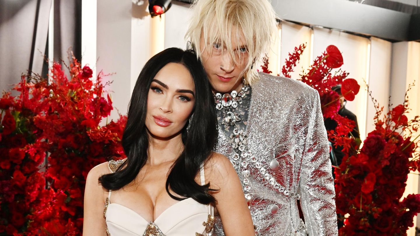 Machine Gun Kelly: Für Machine Gun Kelly wird die Geburt seines Babys mit Megan Fox "bittersüß"