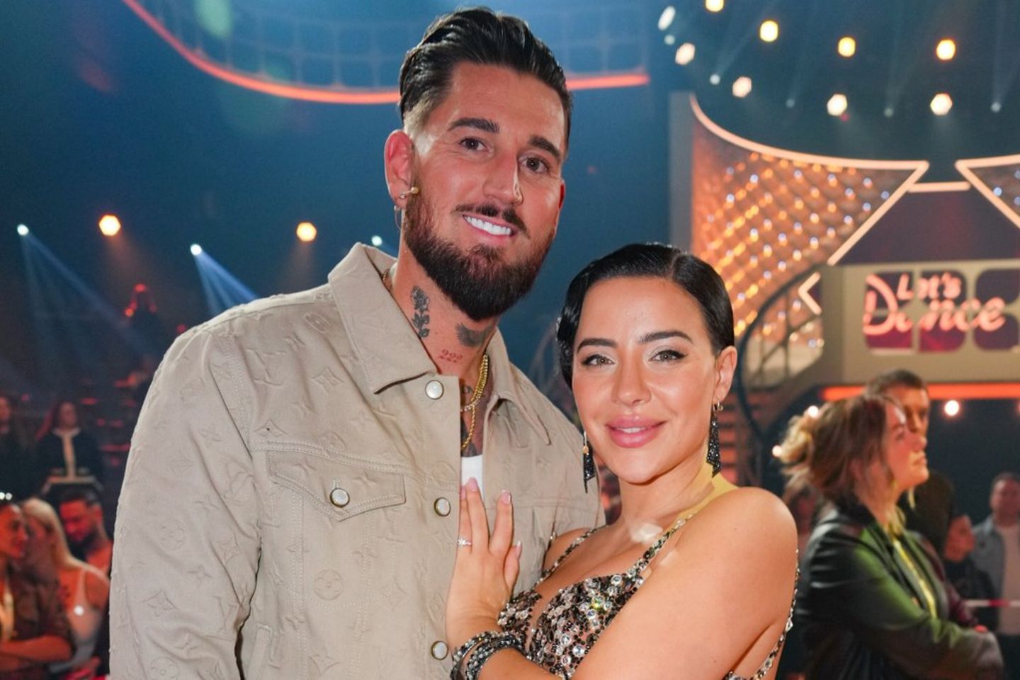 Leyla Lahouar: Nach "Let's Dance"-Training ins Brautkleid | GALA.de