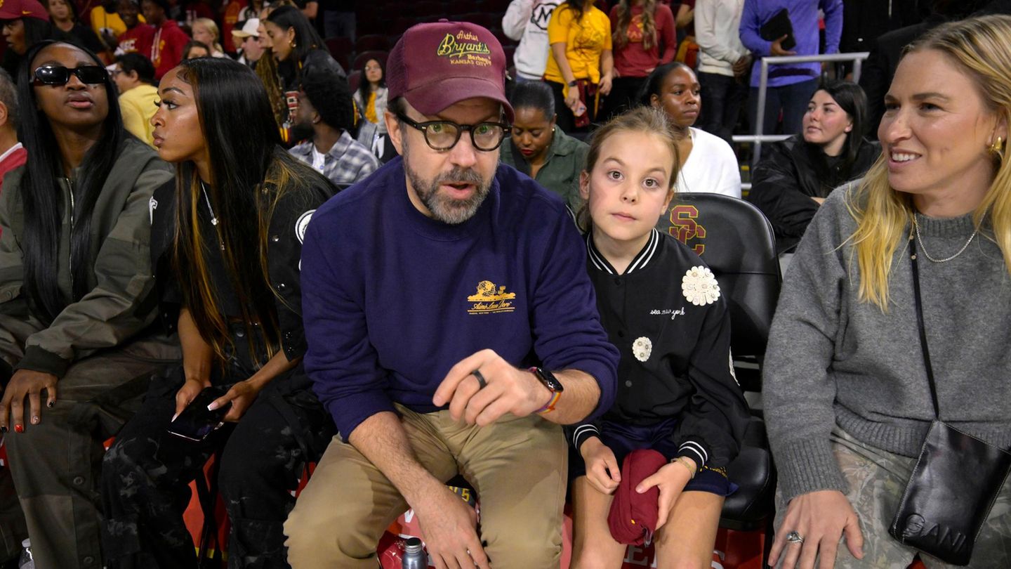 Jason Sudeikis brüllt Tochter Daisy an Erziehungsstil der anderen Art