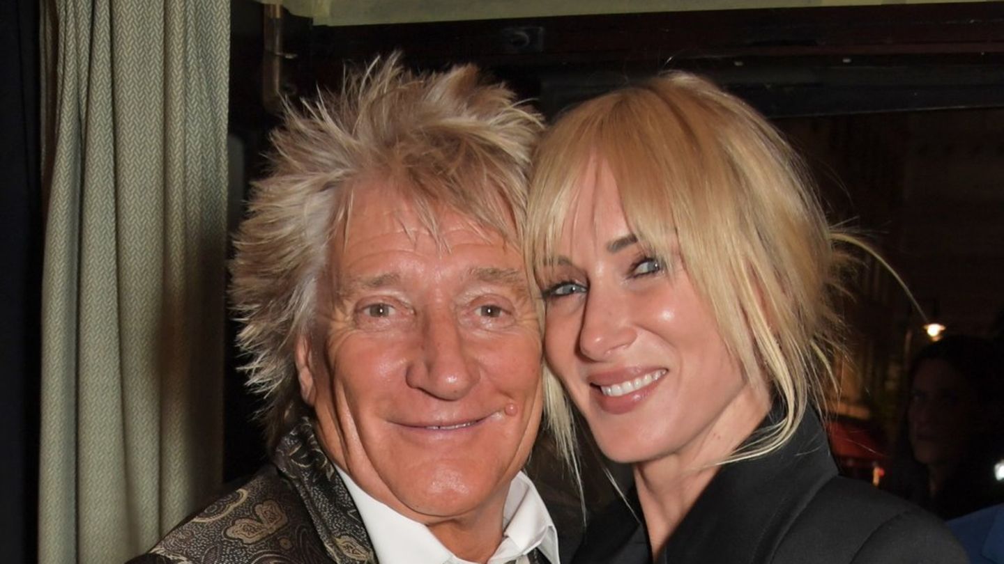 Rod Stewart: Rockstar wird zum fünften Mal Opa