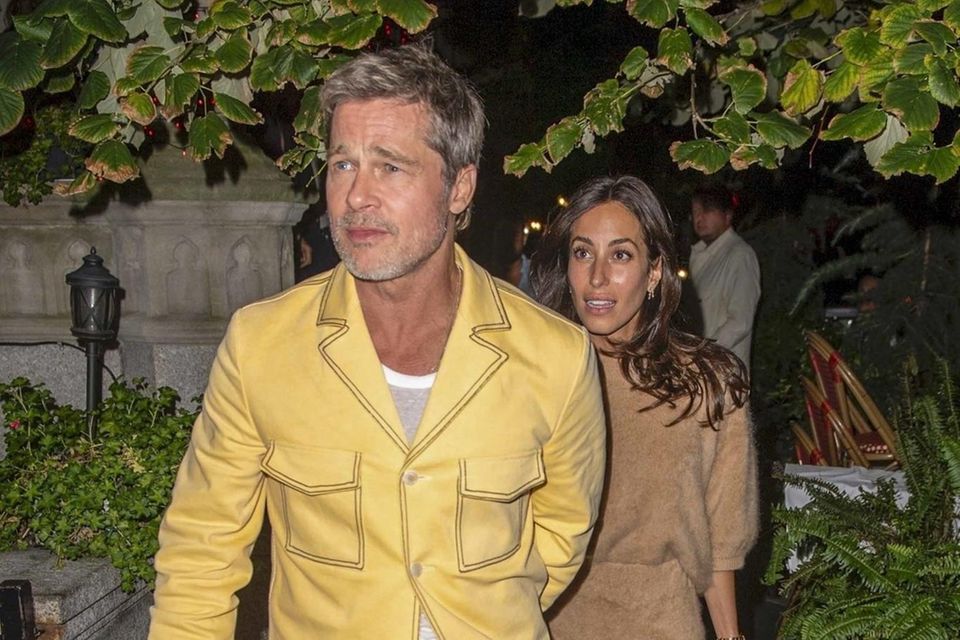 Brad Pitt versucht alles, um Beziehung mit Ines de Ramon zu retten ...