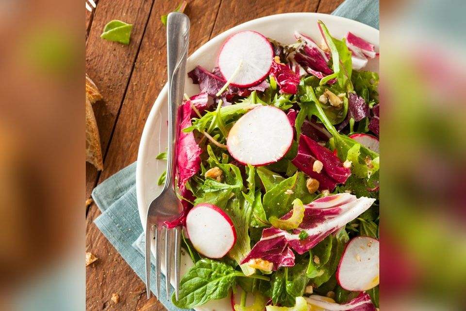 Frühlingsgenuss: Frischer Radieschensalat mit Kresse | GALA.de