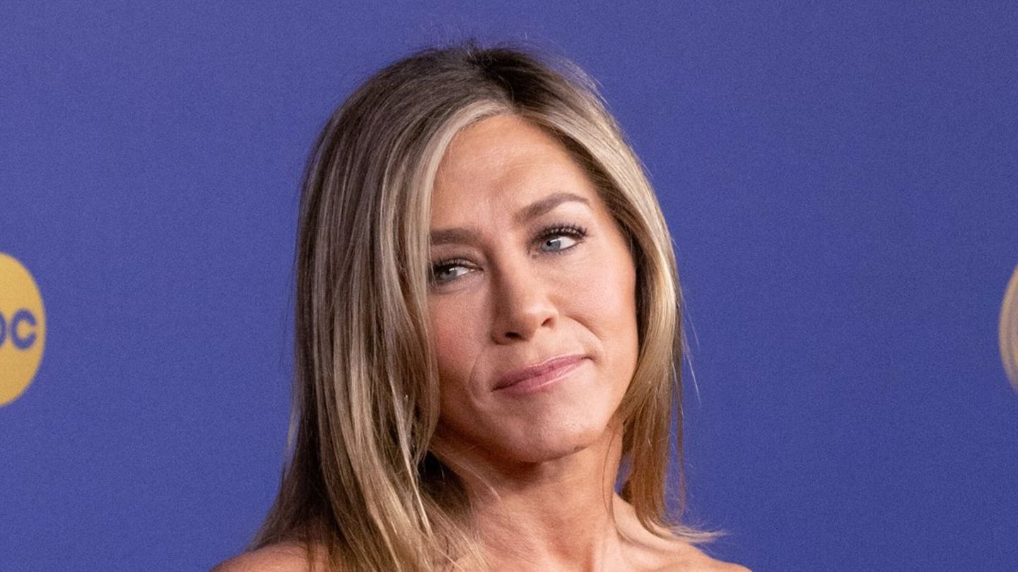 Sicherheitsvorfall bei Jennifer Aniston: Auto rammt Tor ihres Anwesens in Los Angeles