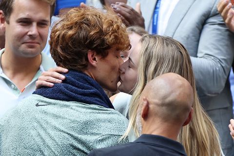 Tennisstar wird mit neuer Frau gesichtet und macht Trennung öffentlich