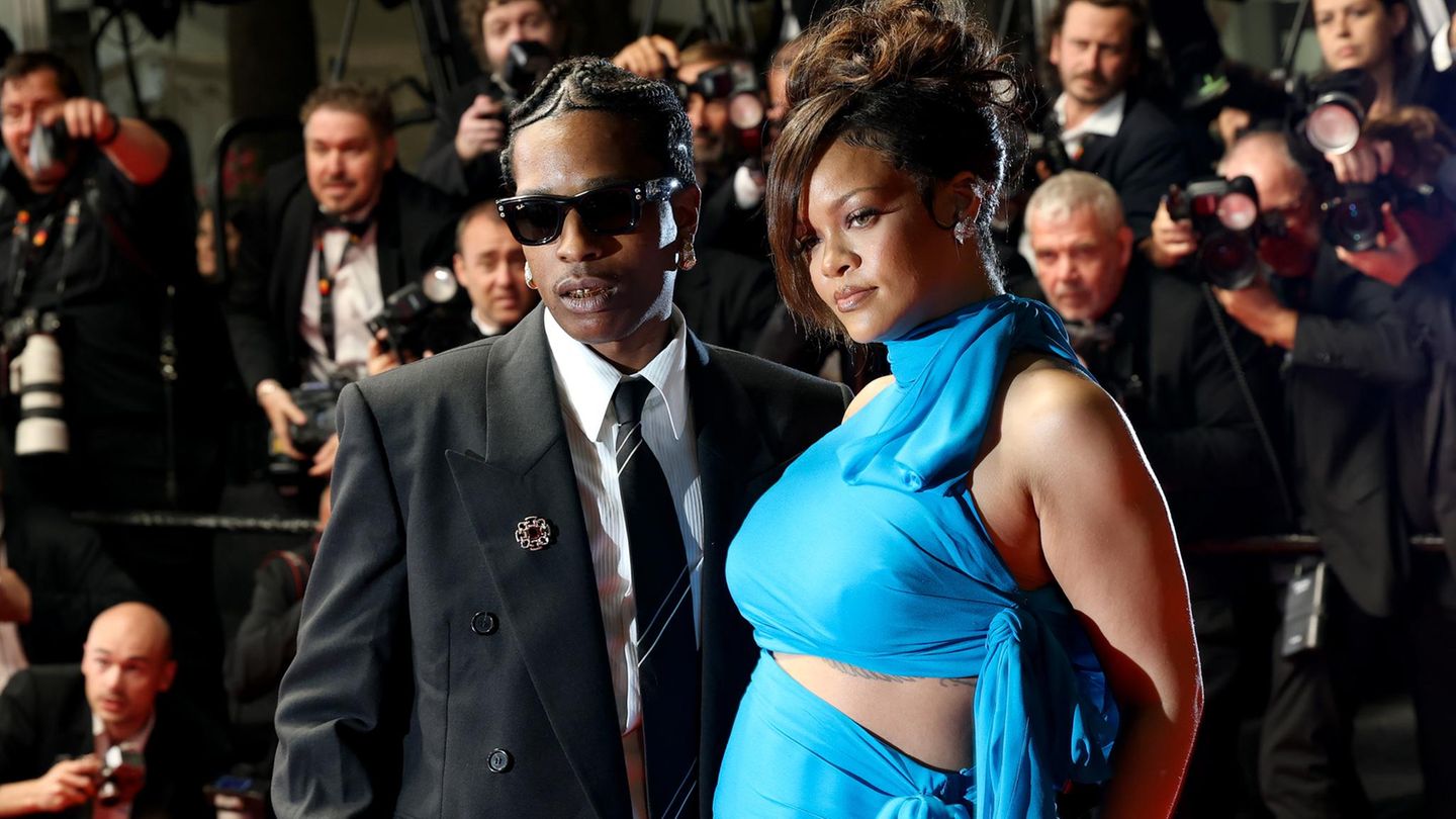 Kates oyin maydonchasi bilan porno Ixxx com porno