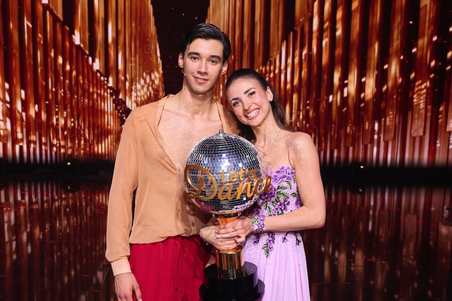 Let's Dance": Diego Pooth und Ekaterina Leonova gewinnen Staffel 18 | GALA.de