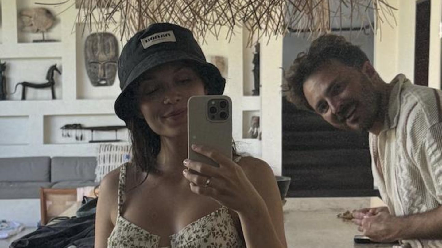 Nasse-Nixen-Im-Bikini-zeigt-Lena-Meckel-ihren-After-Baby-Body