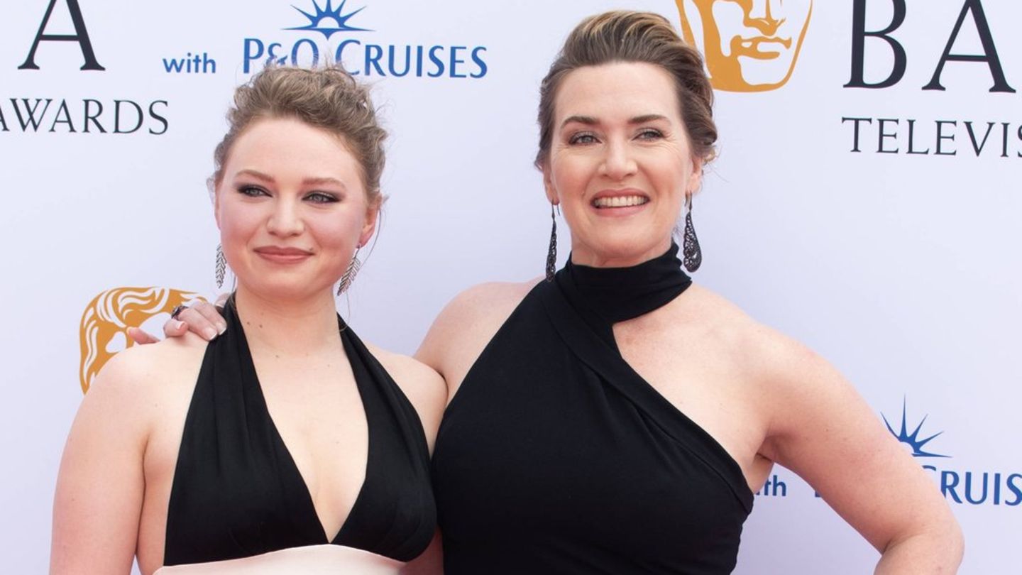 Mia-Threapleton-Mama-Kate-Winslet-verbot-ihr-Sexszene