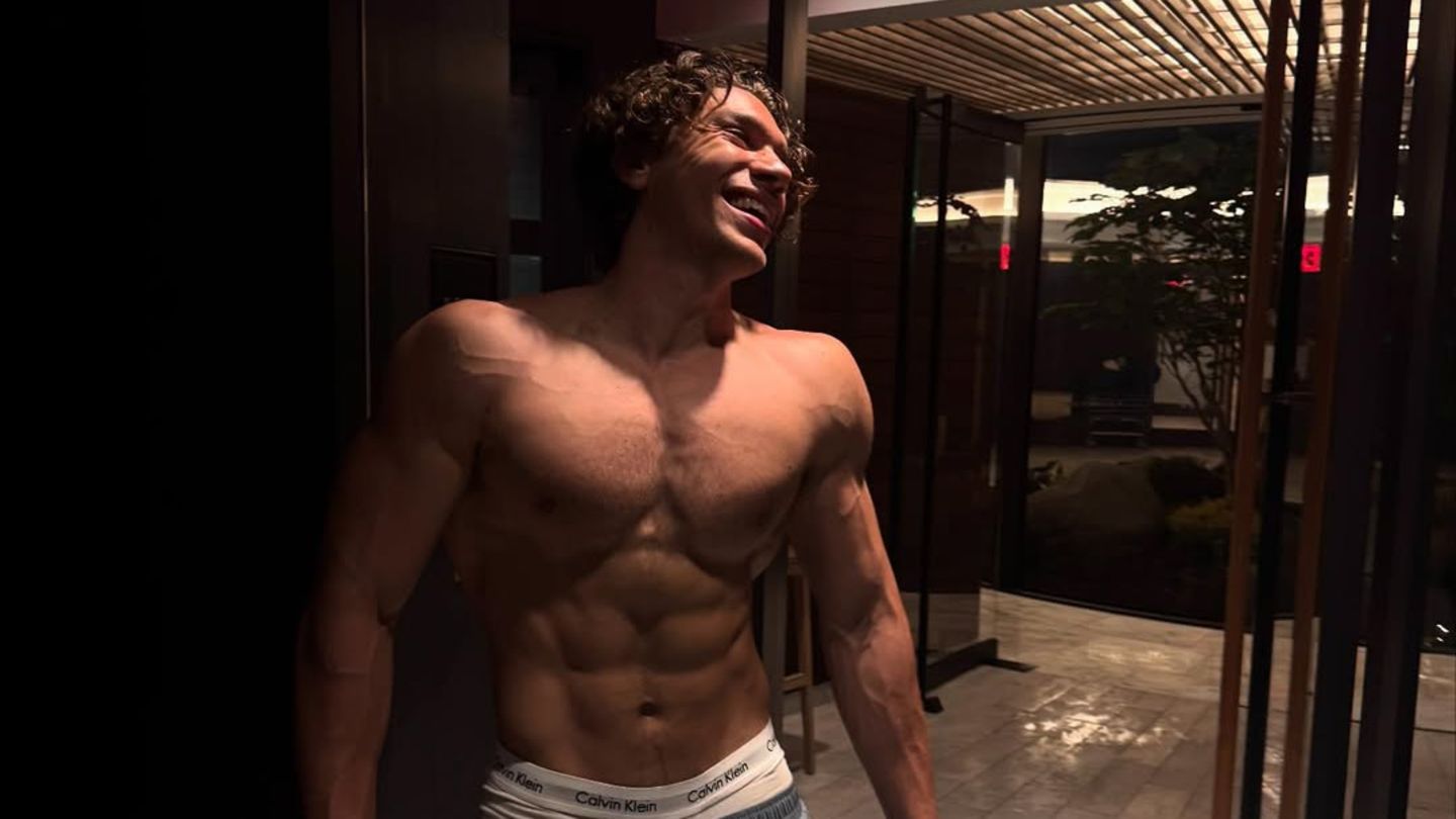 Fitness-Elias-Becker-offenbart-mit-Mucki-Schnappschuss-neue-Profession