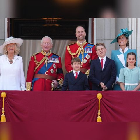 König Charles (2.v.l.) hat seinem Sohn zum Geburtstag gratuliert.