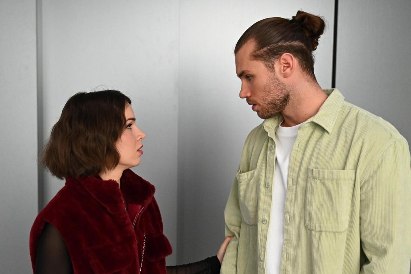 Anny Alves Transando - I Nearly Departed, She Contacted Me