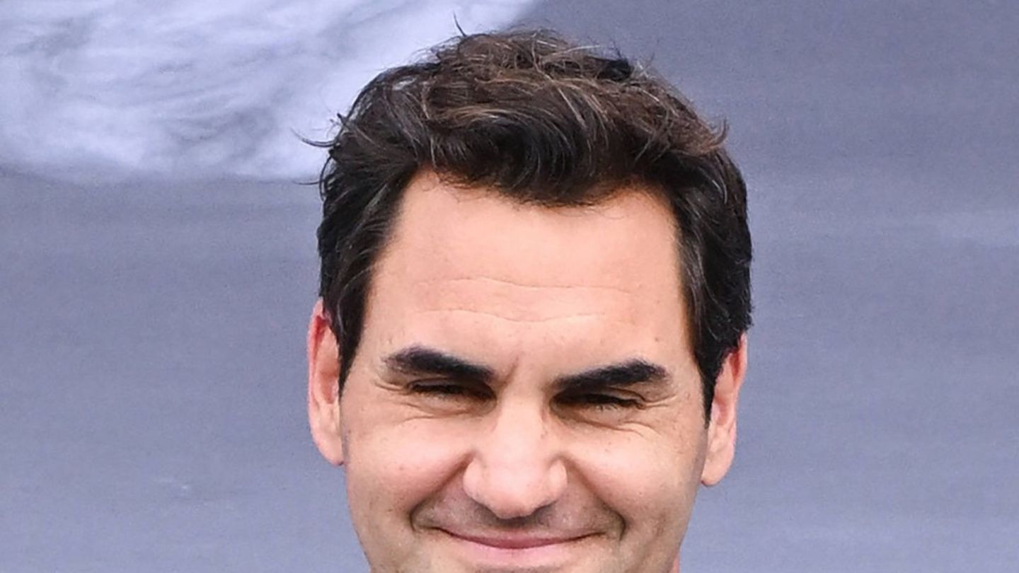 Roger-Federer-Tennislegende-jetzt-wohl-Milliard-r