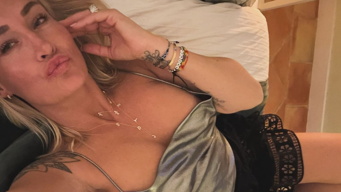 Sarah-Connor-So-sexy-r-kelt-sie-sich-im-Bett