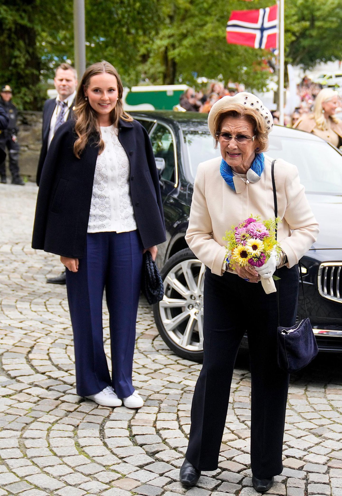 Ingrid Alexandra Von Norwegen Den Seri sen Auftritt Beherrscht Die ingrid-alexandra-von-norwegen-den-seri-sen-auftritt-beherrscht-die