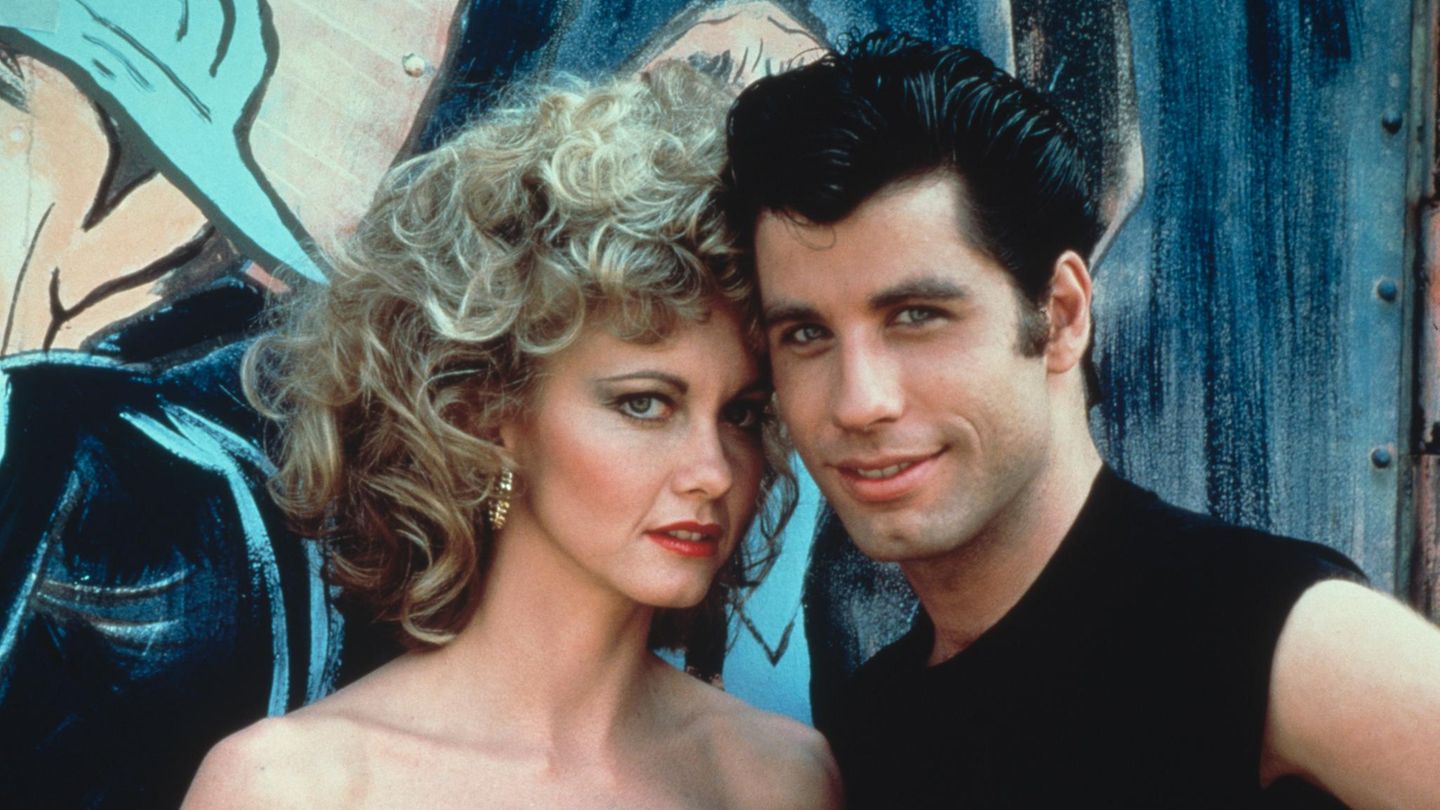 Forever-Young-Neues-Bild-zeigt-John-Travolta-kann-mit-zwei-Markenzeichen-aus-Grease-noch-heute-punkten