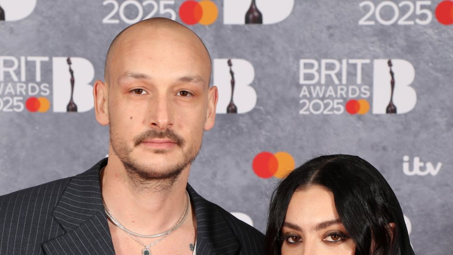 Charli XCX und George Daniel: Traumhochzeit auf Sizilien | GALA.de