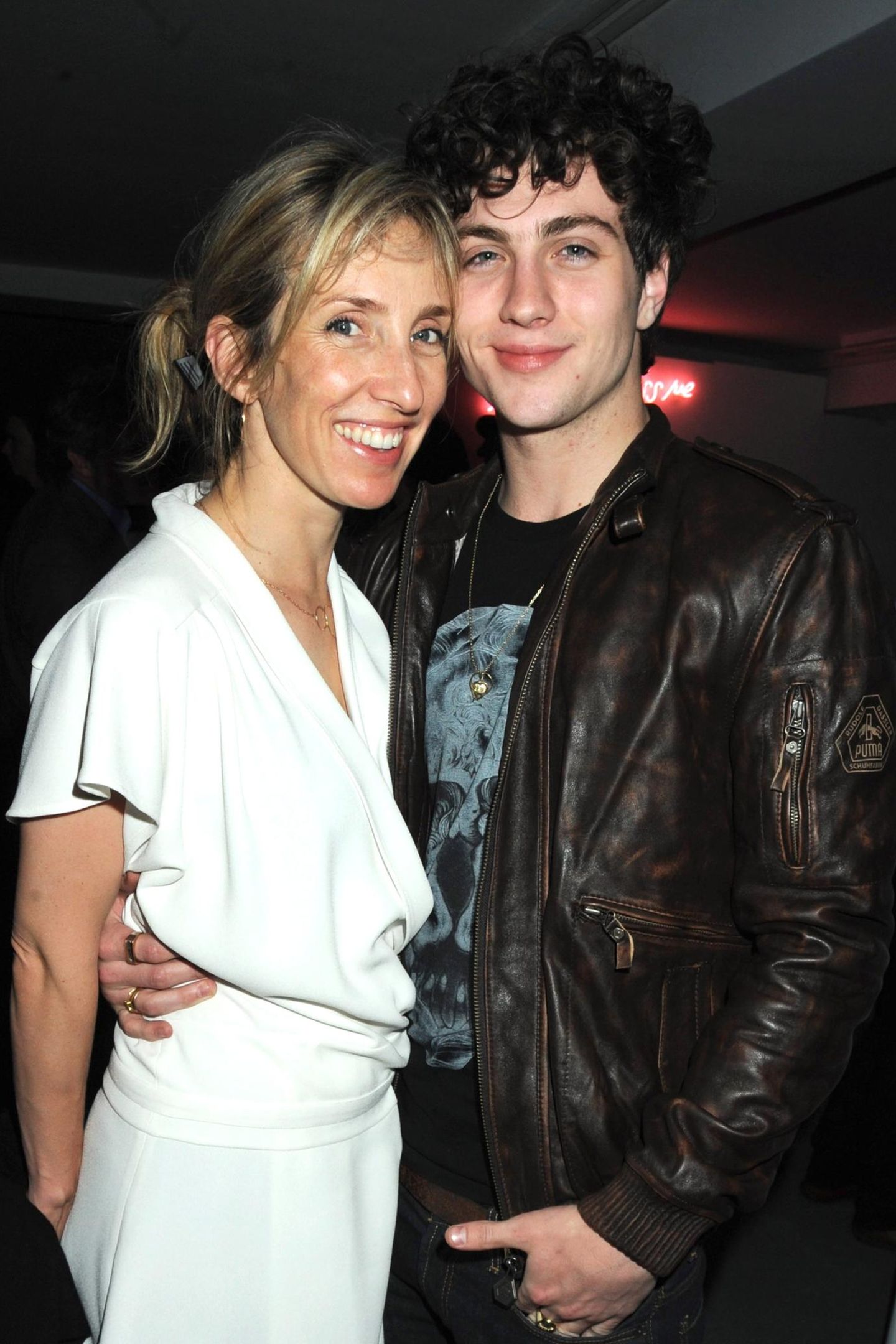 Demi Moore + Co: Teenies vorm Altar! Stars, die sehr jung geheiratet ...