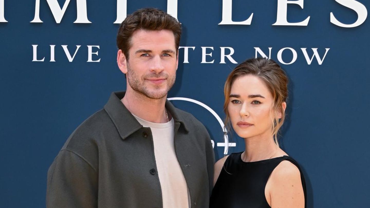 Couple-Looks-Seltener-Auftritt-von-Liam-Hemsworth-und-seiner-Freundin