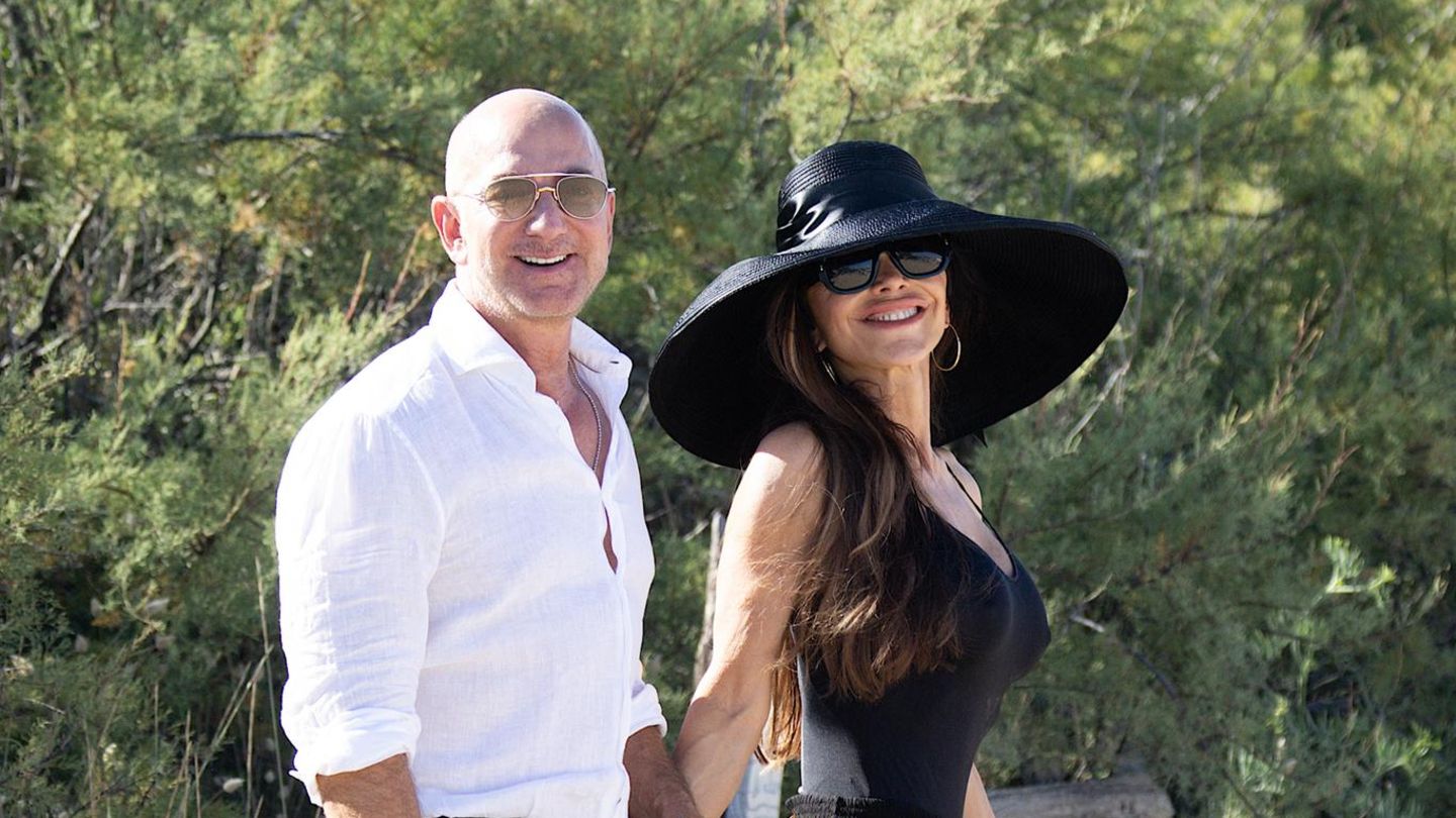 Lauren-S-nchez-Bezos-Lauren-S-nchez-Bezos-zeigt-sich-in-St-Tropez-ganz-in-Schwarz