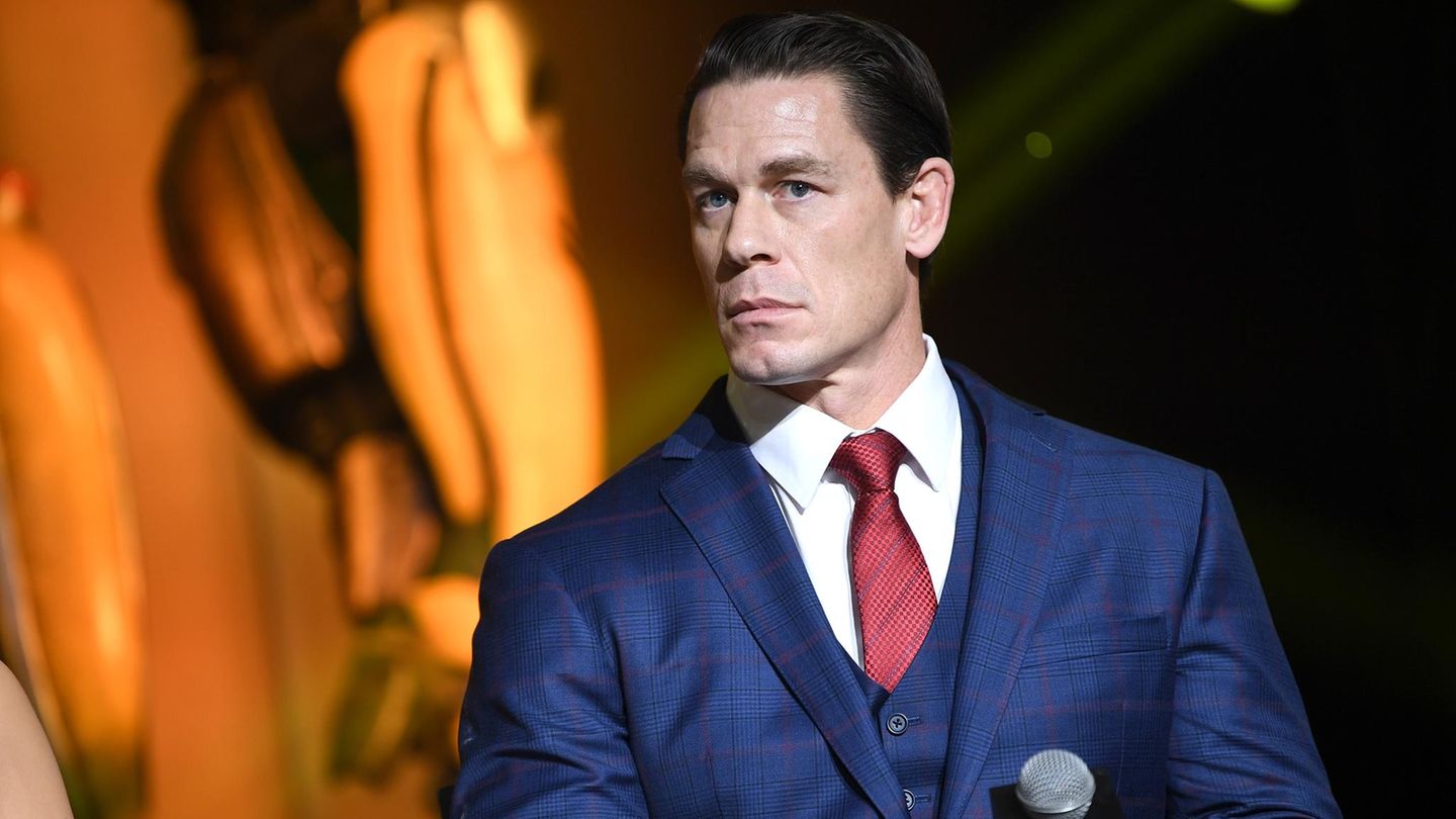 John-Cena-Wrestling-Legende-hat-schambehafteten-Beauty-Eingriff-durchf-hren-lassen