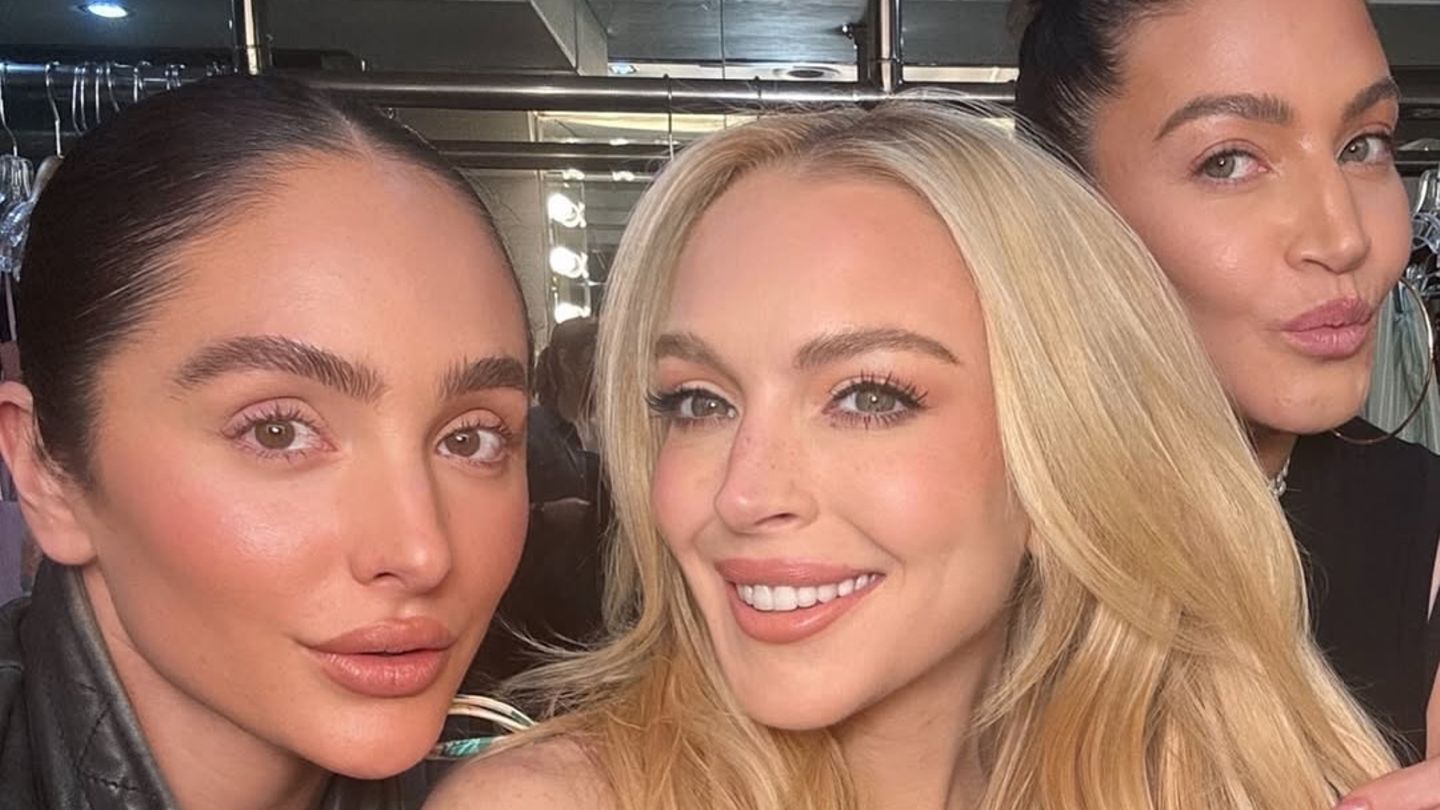 Lindsay-Lohan-Ihre-Celebrity-Artist-verr-t-3-Make-up-Tipps-die-ein-Gamechanger-sind