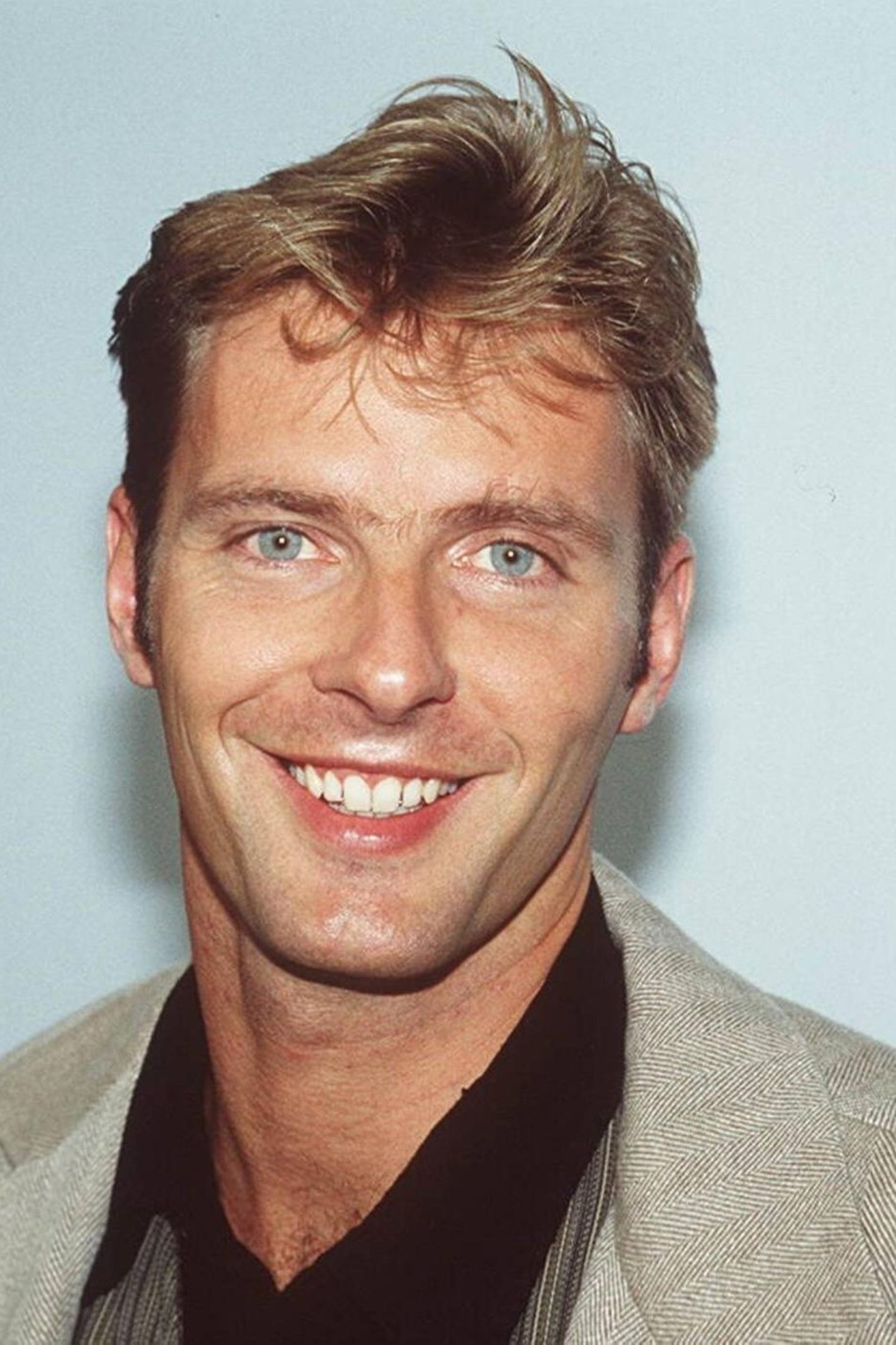 Qiz unga ozini sorishga yordam beradi Ogiz bilan tola ogiz bilan jinsiy aloqa